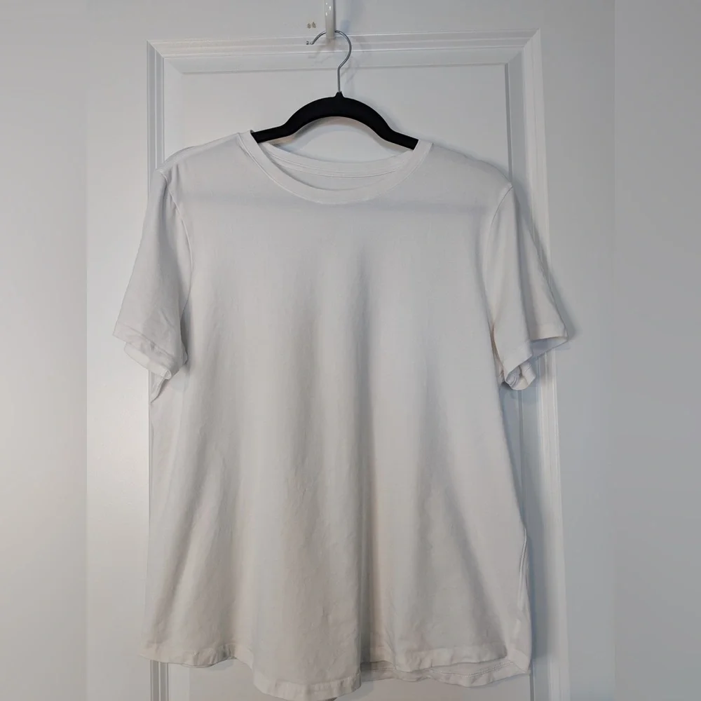 Lululemon Women’s White Short Sleeve Tee